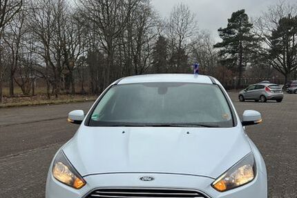 Ford Focus 170.000 km 9.500 &euro; Rastatt 76437