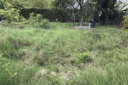 SCHÖNES HANGGRUNDSTÜCK IN ZENTRUMSNÄHE VON TREUCHTLINGEN