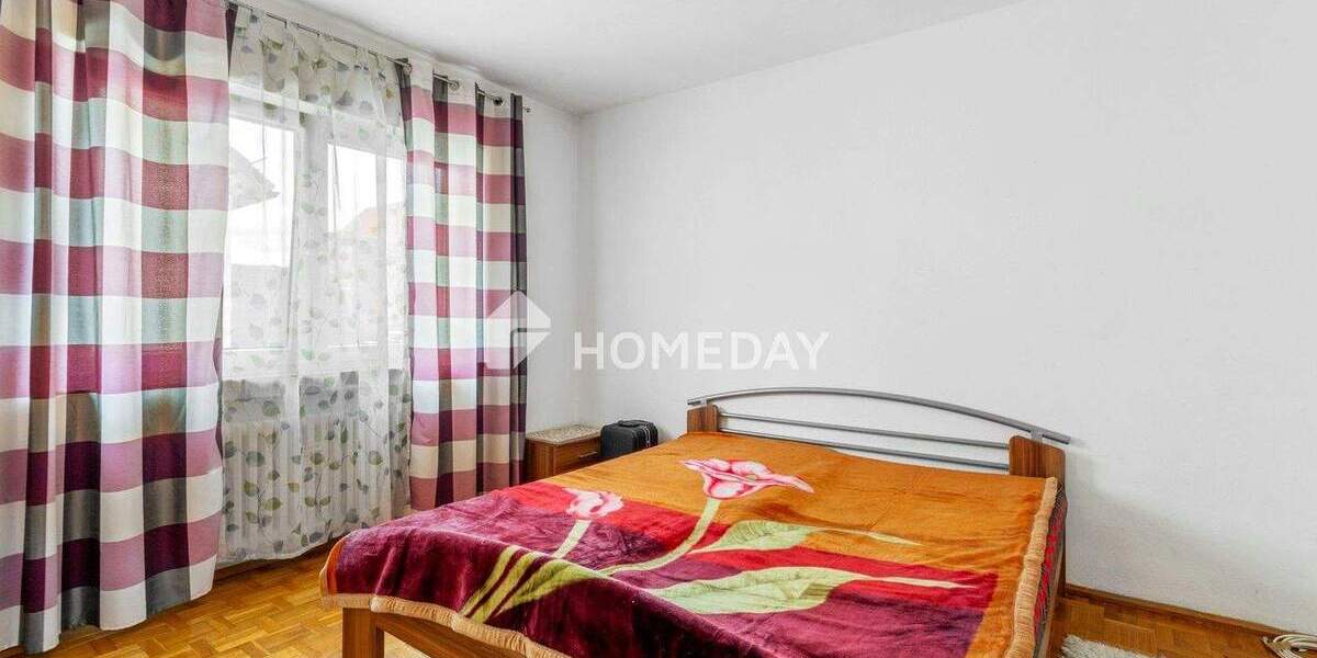 Mehrfamilienhaus, Wohnhaus Bechhofen - 7 Zimmer, 160 m&sup2;, 299.000&euro; | Angebot:25388805