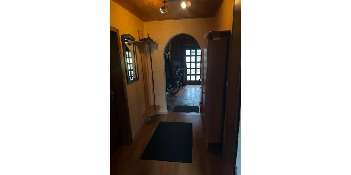 Einfamilienhaus Löhne - 7 Zimmer, 190 m&sup2;, 140.000&euro; | Angebot:25100026