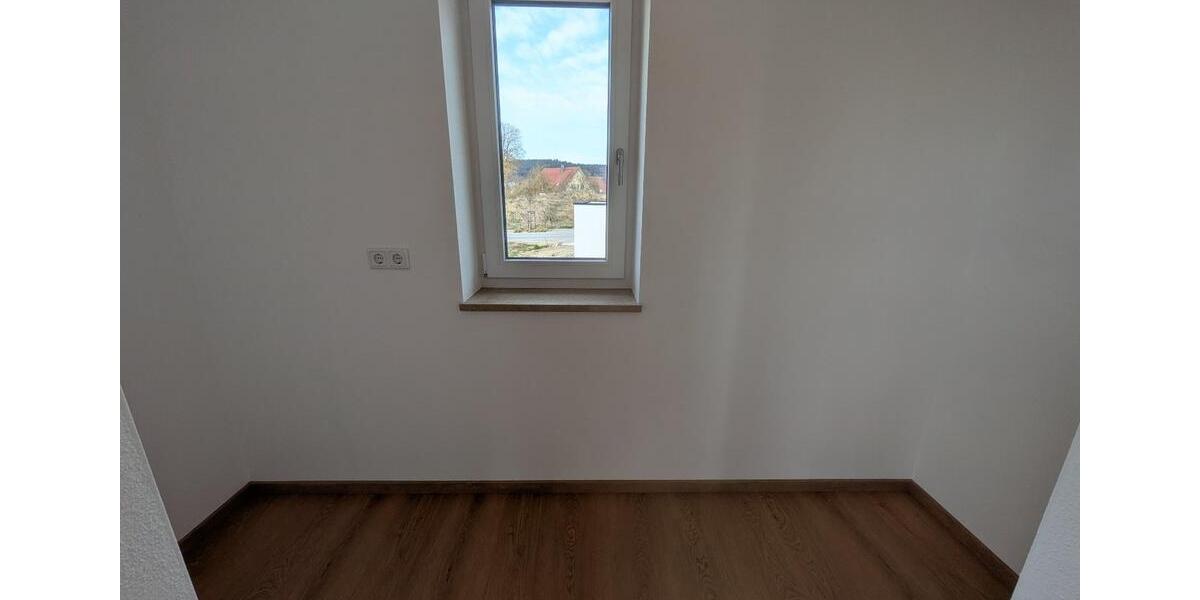 Mehrfamilienhaus, Wohnhaus Ehekirchen - 6 Zimmer, 170 m&sup2;, 1.700&euro; | Angebot:26399722