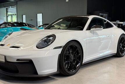 Porsche 992 23.900 km 194.900 &euro; Holzwickede 59439