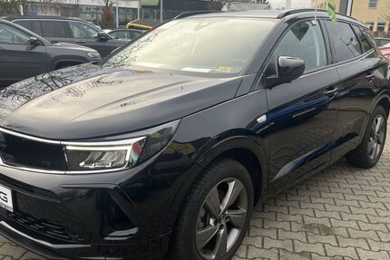 Opel Grandland (X) 8.230 km 18.990 &euro; Teltow 14513