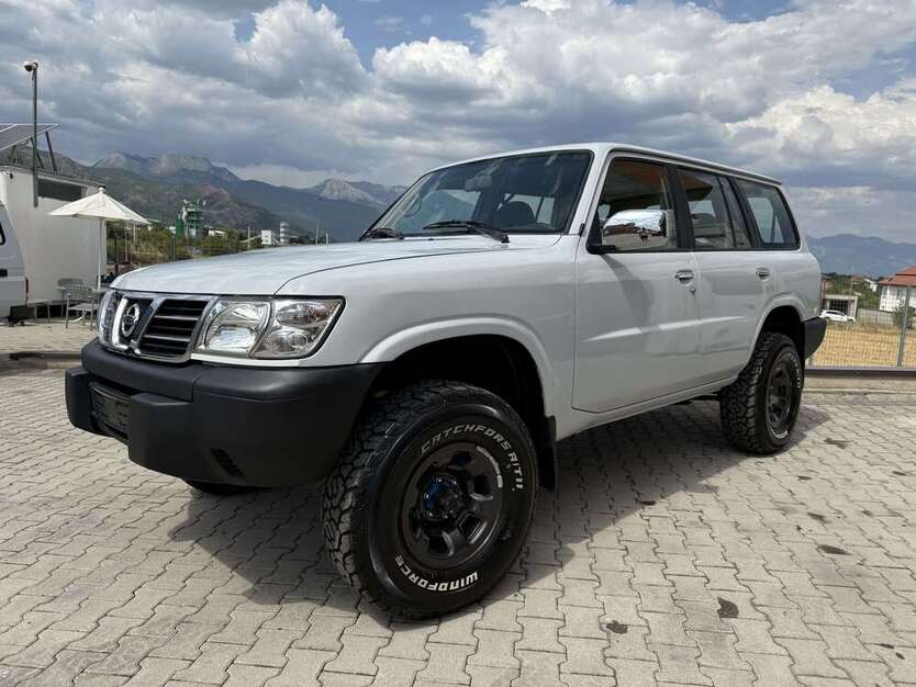 Nissan Patrol 207.421 km 18.999 € Oberbillig 54331