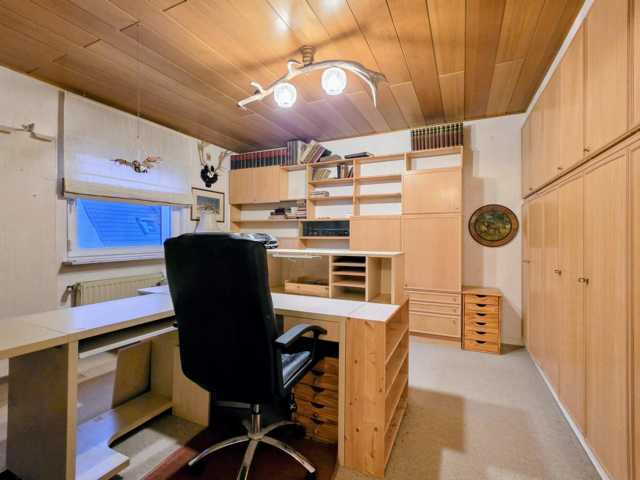 Topgepflegtes Wohlfühlhaus mit großem Grundstück in idyllischer Stadtrandlage von Bexbach - Einfamilienhaus Bexbach | Angebot:27083078