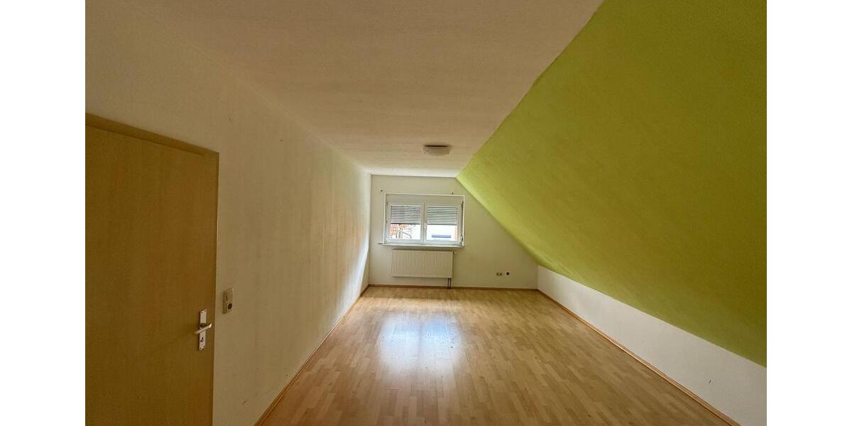 Einfamilienhaus Gebsattel - 7 Zimmer, 180 m&sup2;, 550.000&euro; | Angebot:26184225