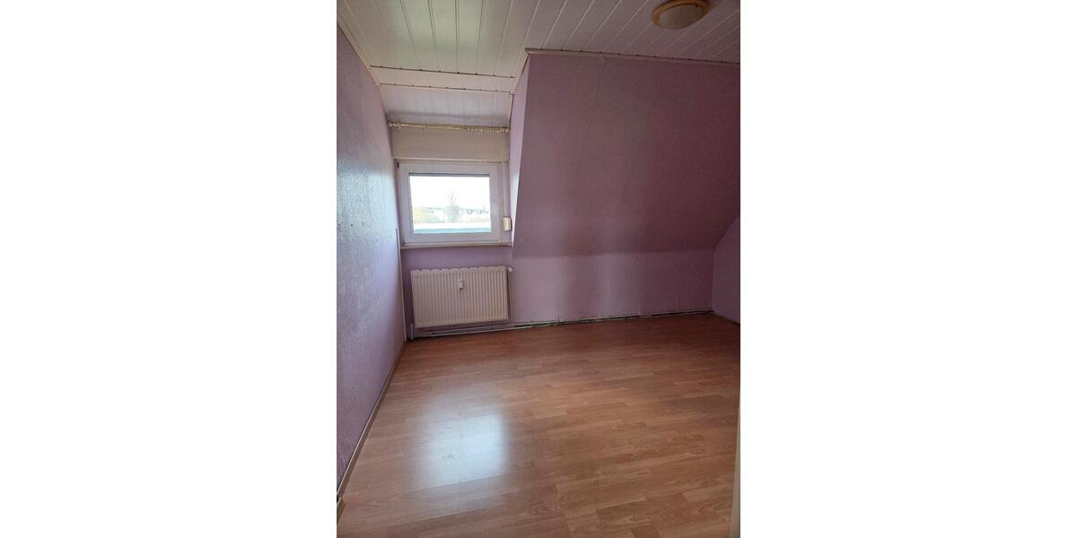 Dachgeschoßwohnung Oelde - 4 Zimmer, 92 m&sup2;, 790&euro; | Angebot:26302910