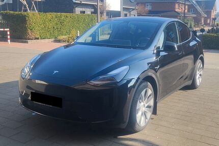Tesla Model Y 42.500 km 29.500 &euro; Langen 49838
