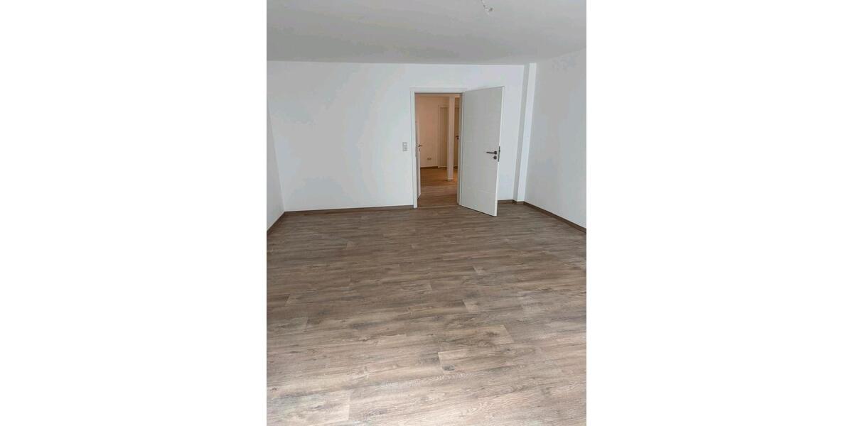 Etagenwohnung Bad Kreuznach Bad Münster am Stein-Ebernburg - 3 Zimmer, 93 m&sup2;, 1.400&euro; | Angebot:26442550