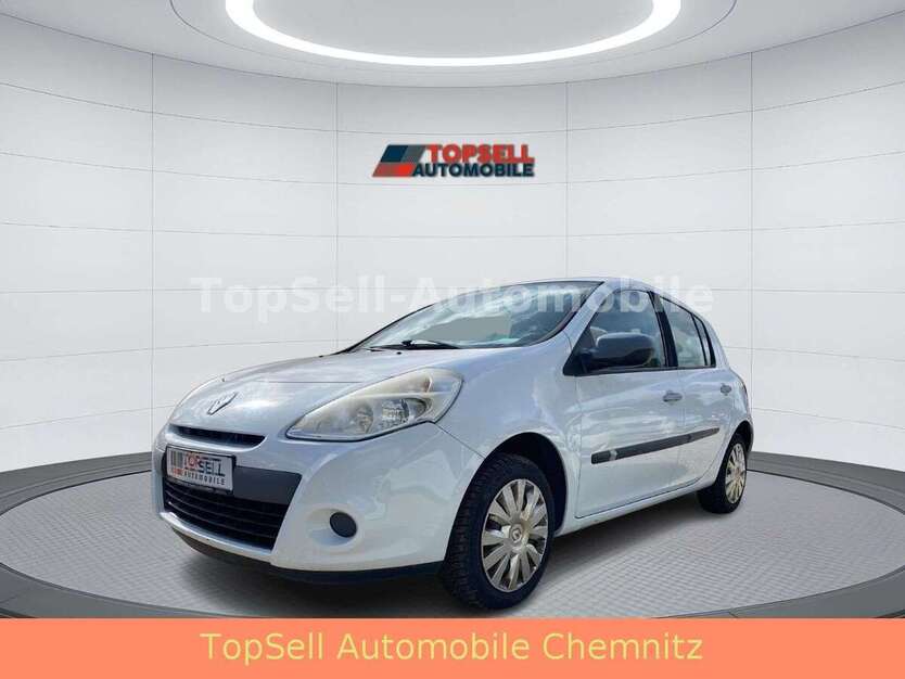 Renault Clio 110.250 km 2.950 € Chemnitz 09120