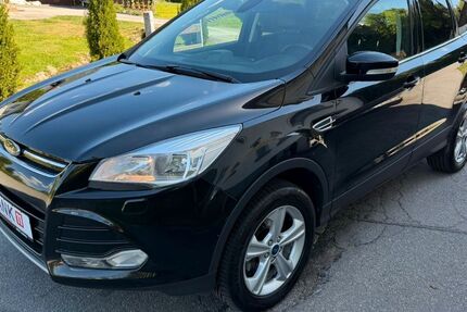 Ford Kuga 107.200 km 10.490 &euro; Lindbergmühle 94227