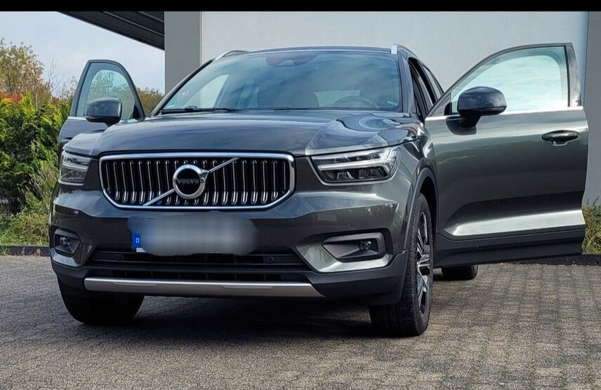Volvo XC40 74.843 km 32.900 € Frechen 50226