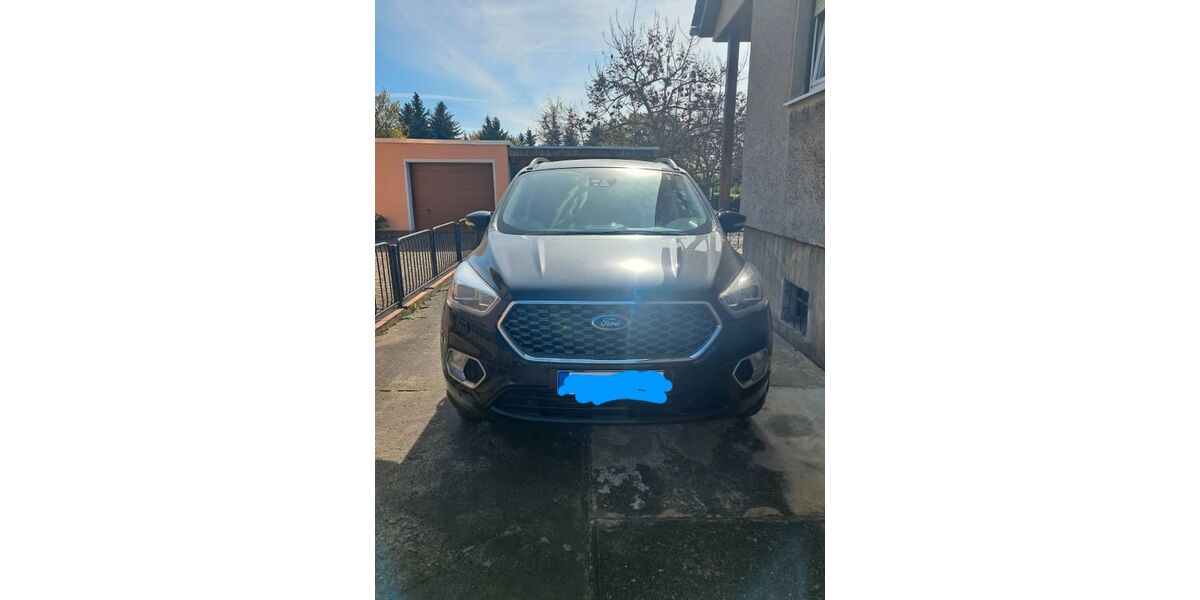 Ford Kuga 89.000 km 17.500 &euro; Nuenchritz 01612
