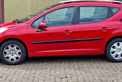 Peugeot 207 111.000 km 3.500 &euro; Merchweiler 66589