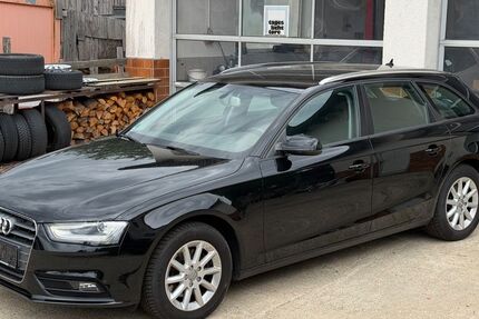 Audi A4 125.000 km 9.990 &euro; Ursensollen 92289