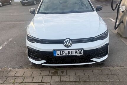 VW Golf 18.038 km 25.950 &euro; Kalletal 32689