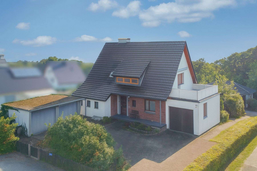 Haus zum Kaufen in Bielefeld 369.000 € 158.2 m² 6 zimmer