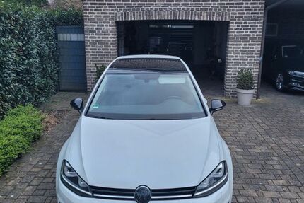 VW Golf 134.000 km 14.100 &euro; Haren 49733