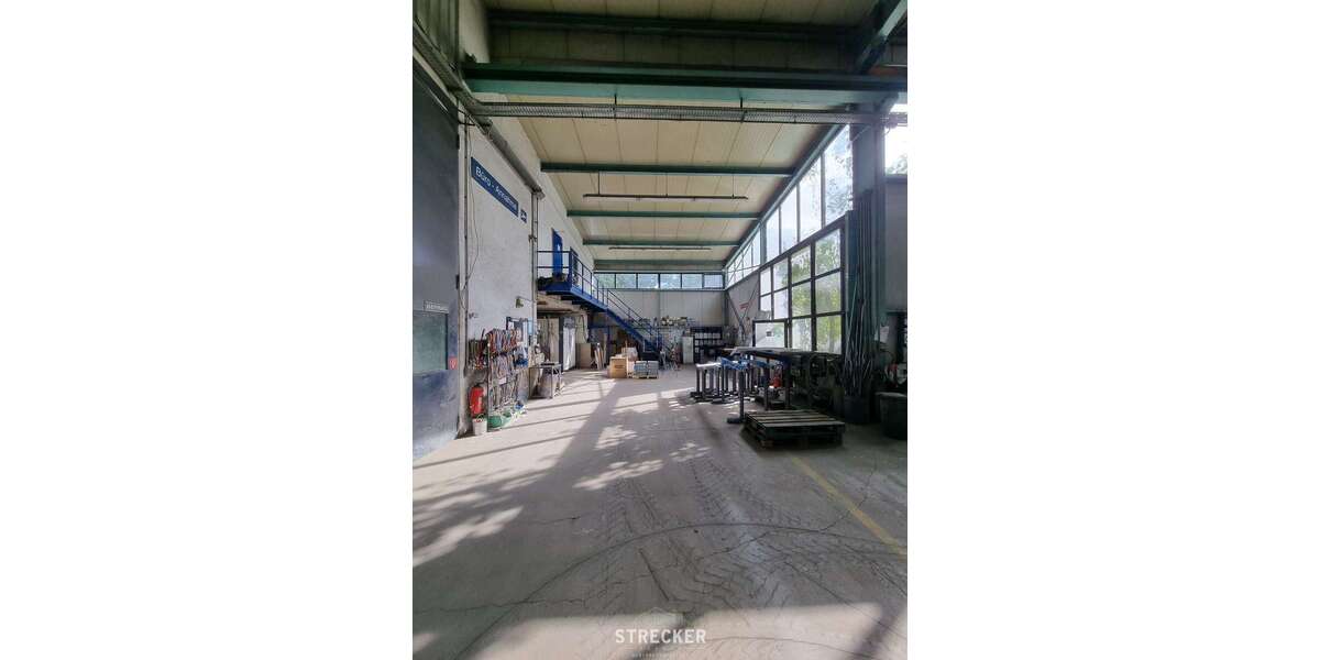 Halle in Bornheim 2.800.000 € 3864 m² zimmer