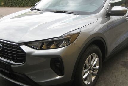 Ford Kuga 1.300 km 27.800 &euro; Schoden 54441