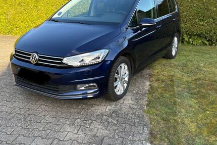 VW Touran 127.500 km 16.500 &euro; Groß Berßen 49777