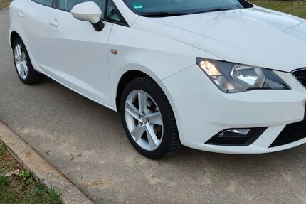 Seat Ibiza 72.000 km 8.500 &euro; Böblingen 71034