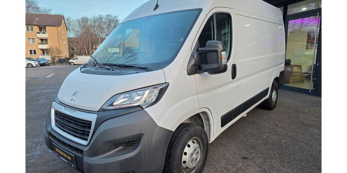 Peugeot Boxer 83.000 km 15.300 &euro; Recklinghausen 45661