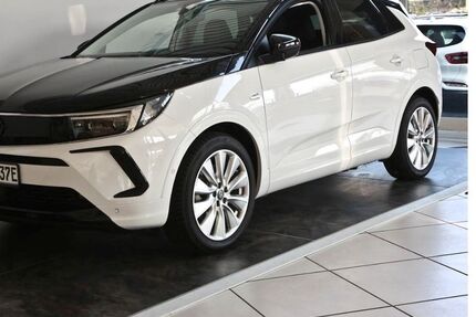 Opel Grandland (X) 14.000 km 29.990 € Würzburg 97076