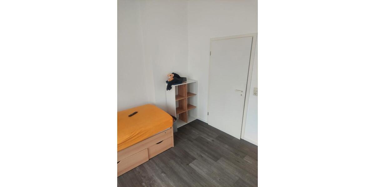 Erdgeschoßwohnung Stadtoldendorf - 3 Zimmer, 83 m&sup2;, 435&euro; | Angebot:26412524