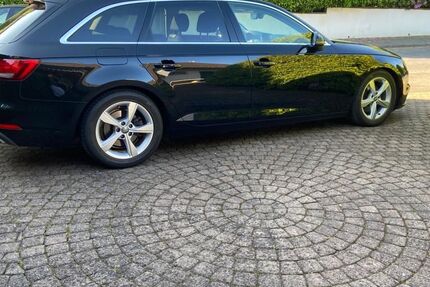 Audi A4 144.000 km 18.300 € Wuppertal 42289