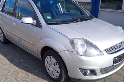 Ford Fiesta 131.000 km 2.895 € Schwerin 19061