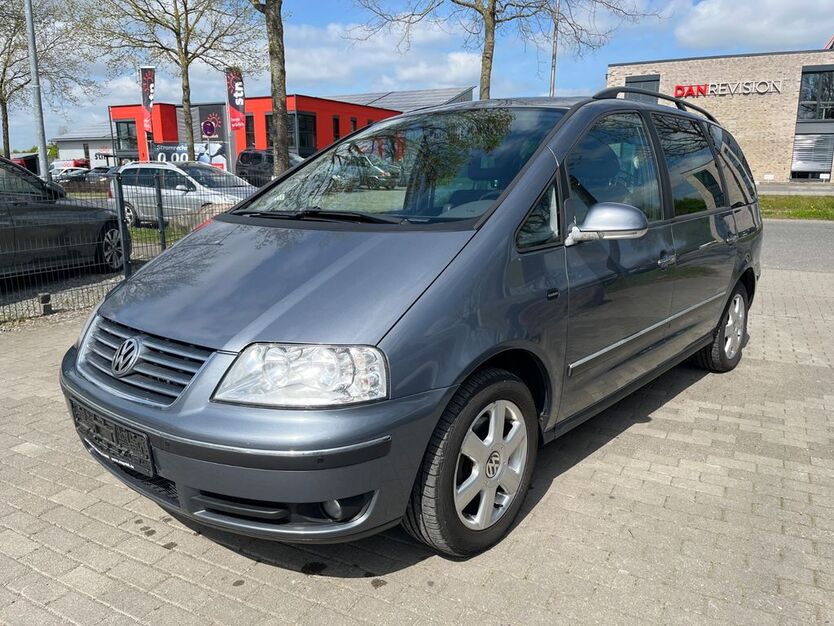 VW Sharan 226.000 km 4.990 € Schleswig 24837
