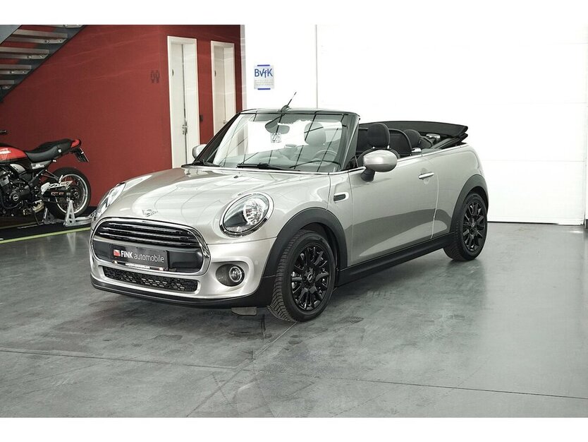 Mini One Cabrio 1.5 PDC Sitzheizung Top Zustand 42.000 km 17.890 € Lich 35423