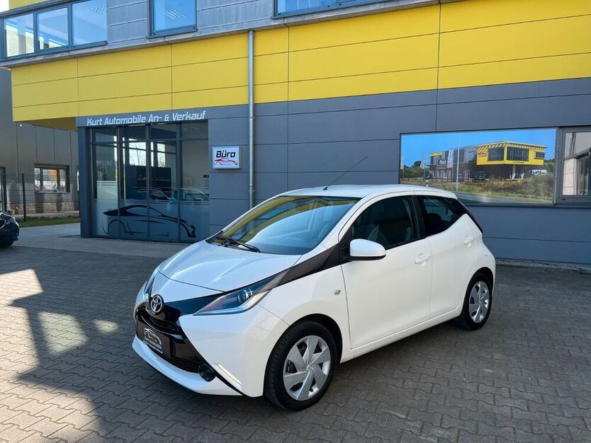 Aygo (X)
