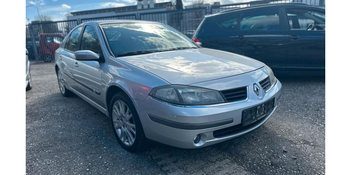 Renault Laguna 144.100 km 1.850 &euro; München 80995