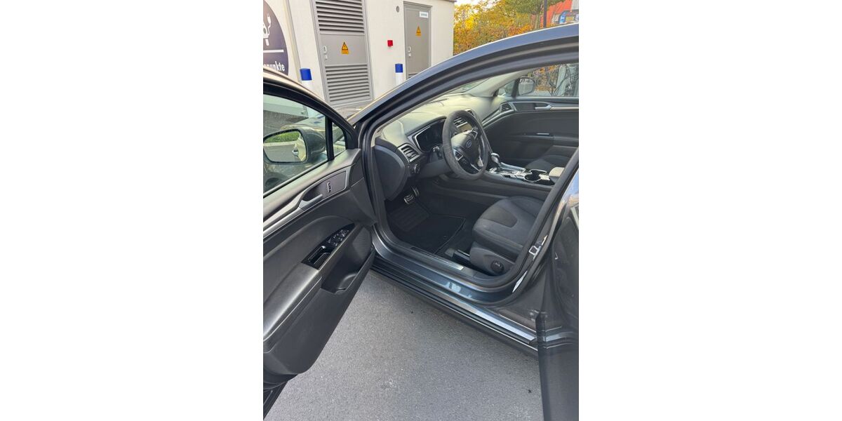 Ford Mondeo 170.663 km 9.000 &euro; Hanau 63454