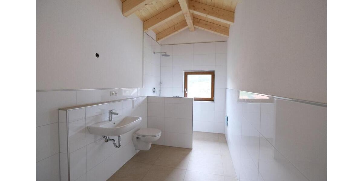 Dachgeschoßwohnung Peißenberg - 3 Zimmer, 79 m&sup2;, 1.185&euro; | Angebot:25392198