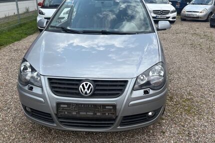 VW Polo 216.000 km 990 € Siek 22962