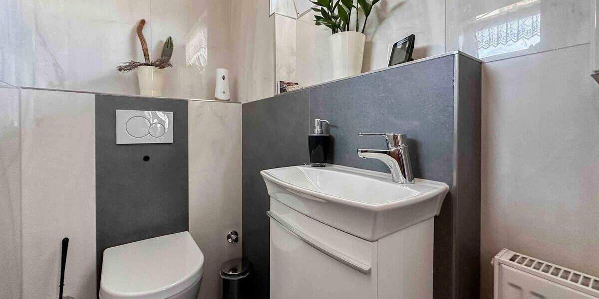 Doppelhaushälfte Nürnberg Schweinau - 8 Zimmer, 179 m&sup2;, 589.000&euro; | Angebot:25476414