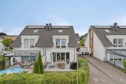 Modernes Wohnen - junge Doppelhaushälfte in familienfreundlicher Lage von Langenfeld-Reusrath