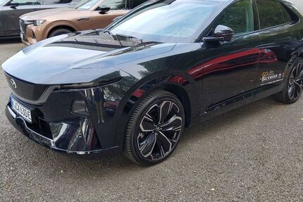 Mazda CX-6e 1.116 km 50.790 &euro; Köln 50735