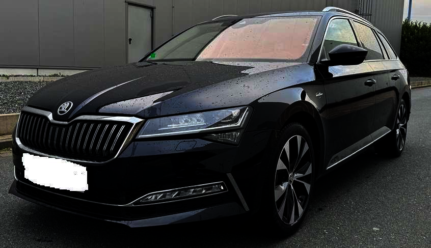 Skoda Superb 32.490 km 31.999 &euro; Hannover, Landeshauptstadt 30451