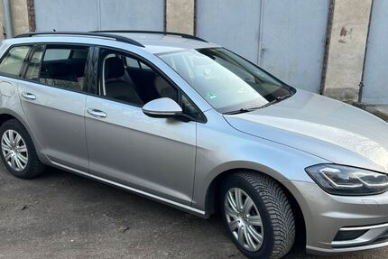 VW Golf 146.000 km 11.750 &euro; Schwerin 19053