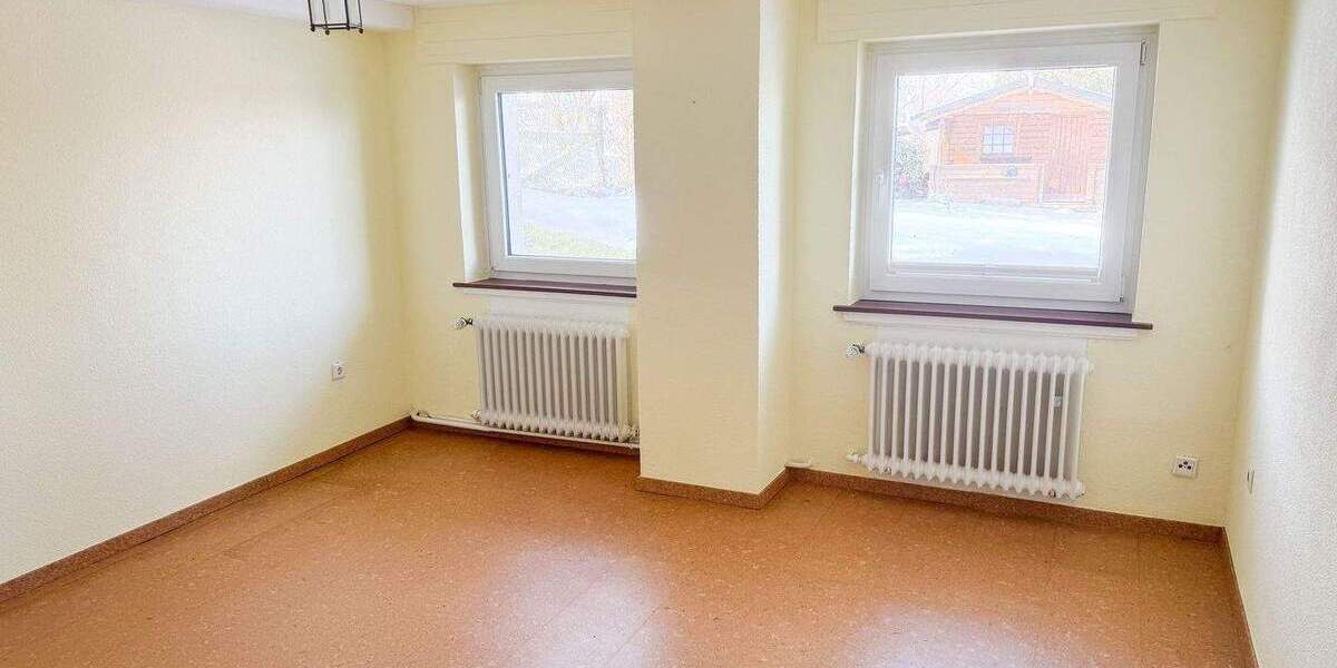 Mehrfamilienhaus, Wohnhaus Kaufungen Oberkaufungen - 8 Zimmer, 248 m&sup2;, 595.000&euro; | Angebot:26016031