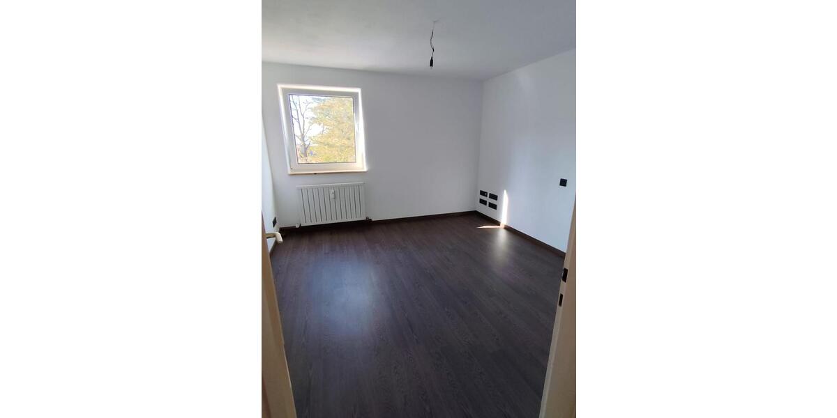 Etagenwohnung Traunreut Irsing - 3 Zimmer, 71 m&sup2;, 225.000&euro; | Angebot:26520329