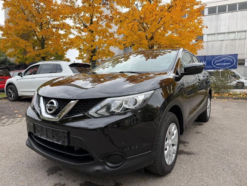 Nissan Qashqai 126.372 km 7.990 € München 81243