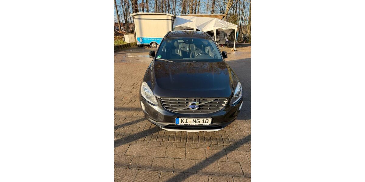 Volvo XC60 180.000 km 17.500 &euro; Kiel 24143