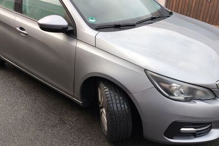 Peugeot 308 45.784 km 10.800 &euro; Karlsruhe 76137