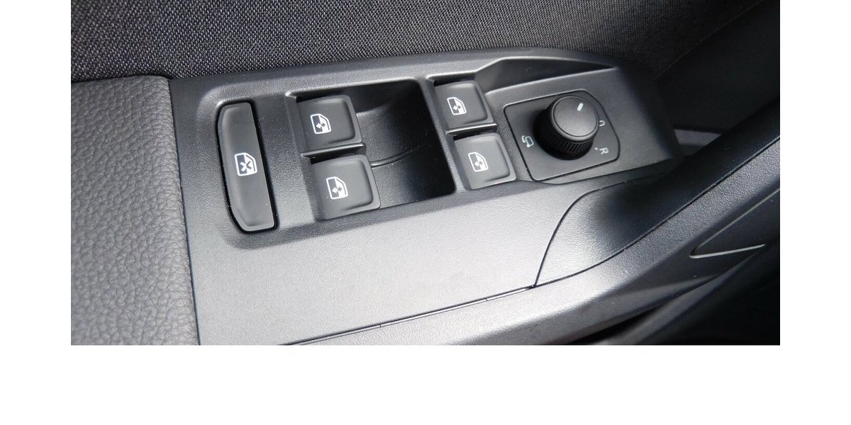 Seat Arona 1.0 FR-Line TSI BMT DSG Navi Klima Alu 14.600 km 17.990 &euro; Vordorf 38533