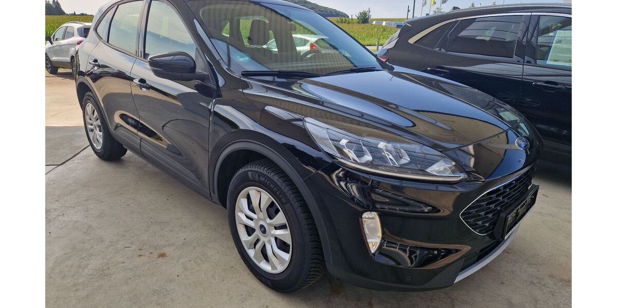 Ford Kuga 21.400 km 25.190 &euro; Görlitz 02827